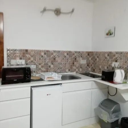 Citadel View Penthouse Kerċem