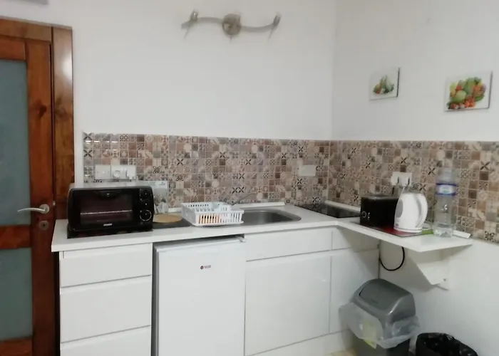 Citadel View Penthouse Kerċem